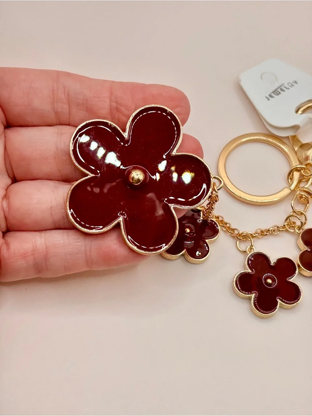 Luxe Gold-Tone Keychain with Burgundy Flower Charms